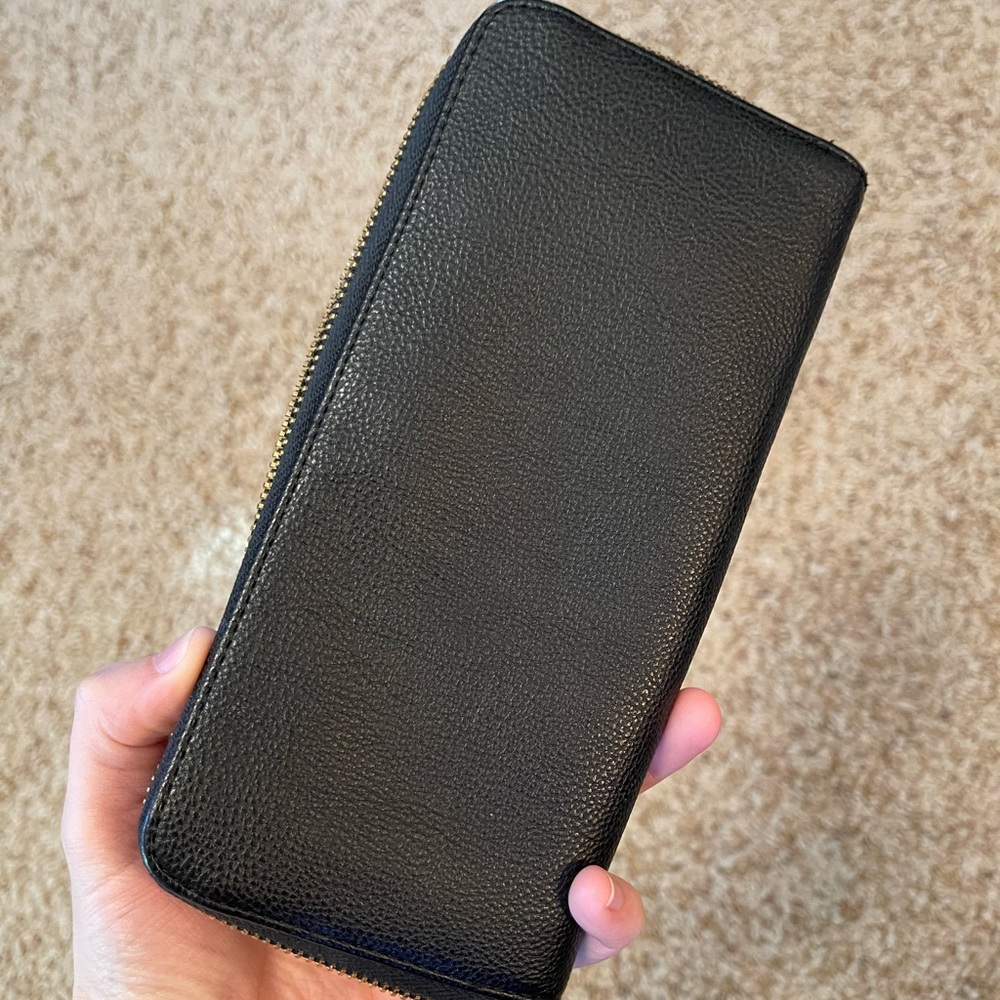 Black wallet